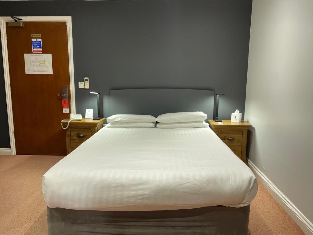 Best Western Claydon Hotel Esterno foto
